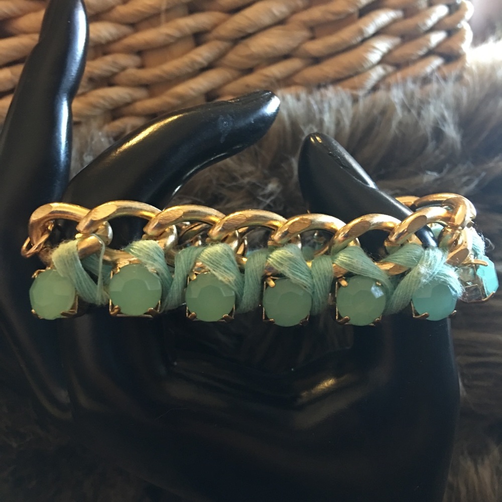 Vintage aqua glass stone gold chain link bracelet